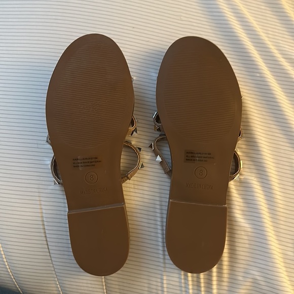 Brand new Steve Madden sandals - Picture 2 of 2